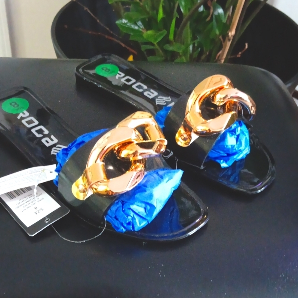 RocaWear Slides Size 8 New